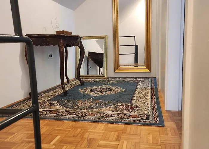 Avrora House Free Parking In Old Town Апартаменти *